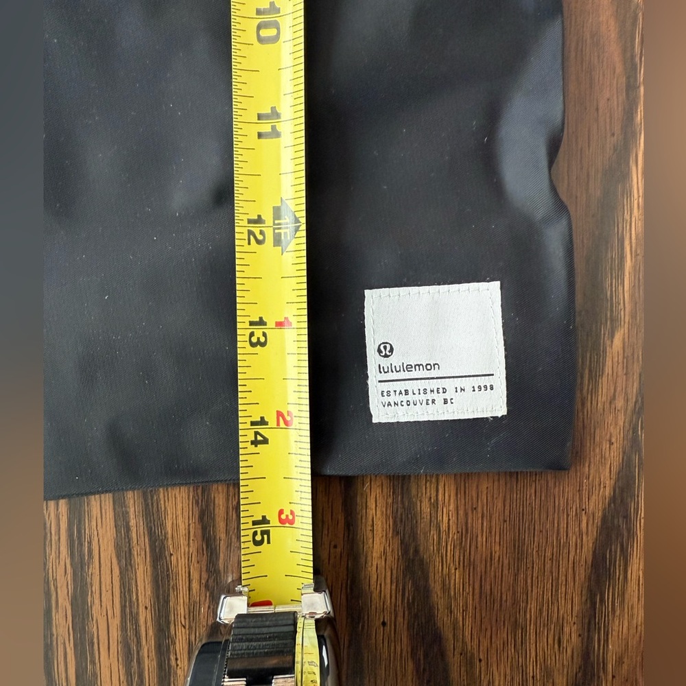 Lululemon 12x15” Black and White Drawstring Bag - Picture 5 of 6